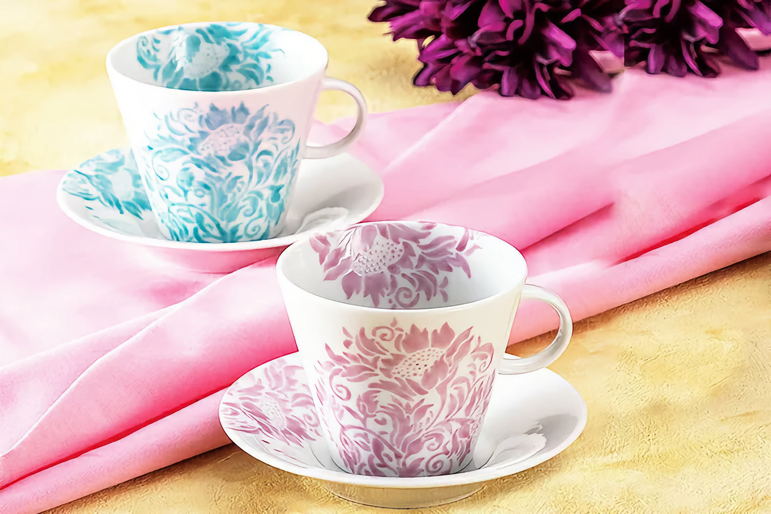 KUTANI JAPANESE PAIR COFFEE CUP SUNFLOWER PATTERN