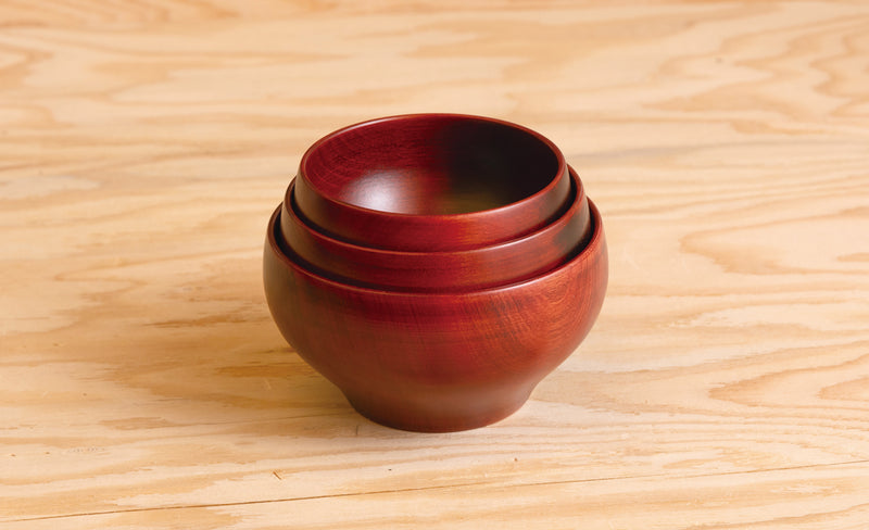 YAMANAKA LACQUERWARE SAKURA ROUND BOWL RED(S SIZE)