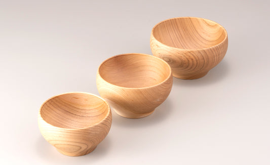 YAMANAKA LACQUERWARE SAKURA ROUND BOWL NATURAL (M SIZE)