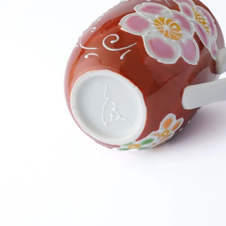 JAPANESE KUTANI PORCELAIN MUG CUP – RED BACKGROUND FLORAL PATTERN, SHIHO AIKAWA