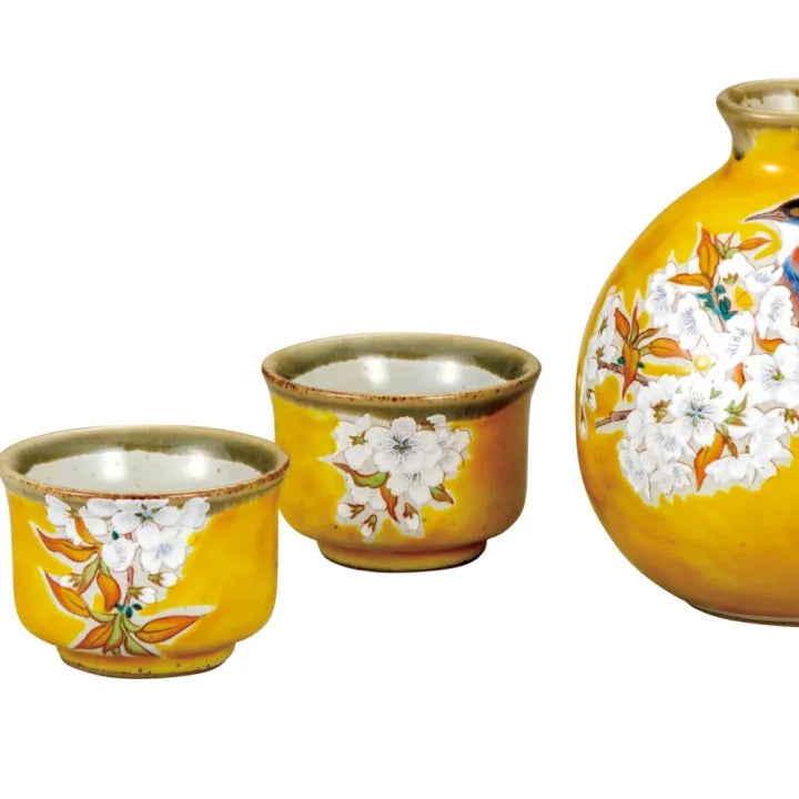 JAPANESE SAKE SET KUTANI YOSHIDAYA SAKURA AND BIRD