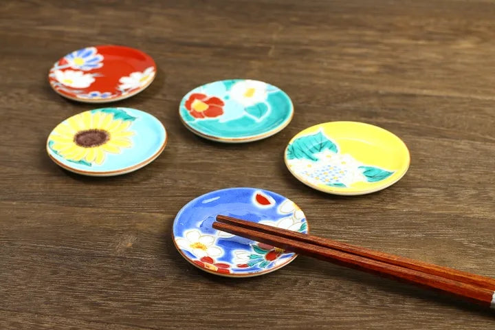 KUTANI WARE CHOPSTICK RESTS HIMEZARA – FOUR SEASONS FLOWERS 5-PIECE SET/SEIKOU KLIN