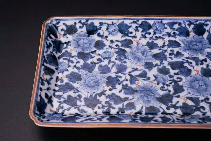 KUTANI WARE RECTANGULAR PLATE SET - IROE BOTAN KARAKUSA DESIGN / IMPERIAL HOUSEHOLD AGENCY'S DESIGNATED KILN BY CYOZA YAMAMOTO