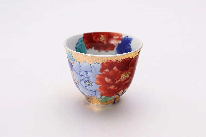 KINRYU KLIN ARITA GOLD-DECORATED PEONY TEA SET WITH WOODEN BOX