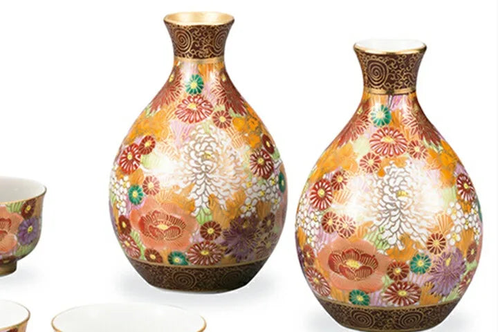 KUTANI WARE EVENING SAKE SET - GOLD HANAZUME GOLD FLORAL DESIGN