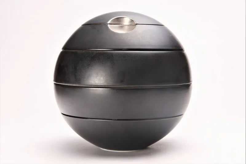 ARITA WARE  BLACK GLAZE FOUR-TIER JEWEL-SHAPED JUBAKO BENTO BOX – RISOGAMA KILN