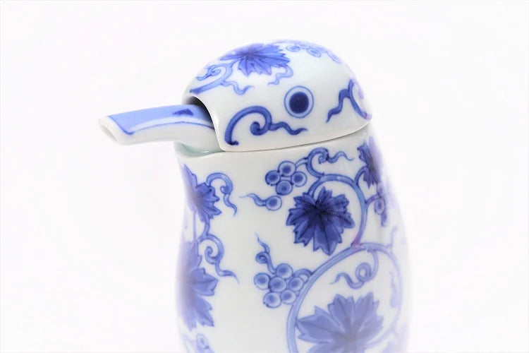 ARITA PORCELAIN SOY SAUCE DISPENSER – SOMETSUKE ARABESQUE, KINGFISHER SHAPE | KOURAKU KILN