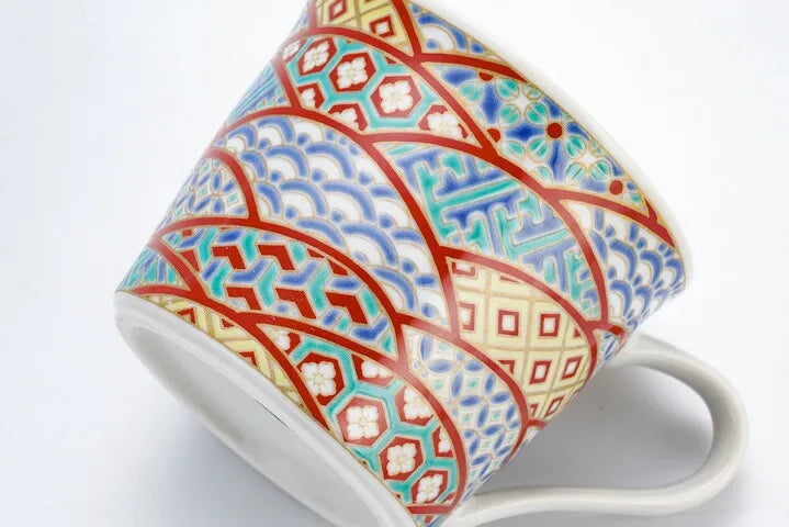 KUTANI JAPANESE MUG CUP KOMON-TE (SMALL PATTERN HAND-PAINTED STYLE) /SEIKOU KLIN