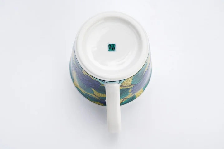 KUTANI JAPANESE MUG CUP PEONY ON EARTHEN SLOPE /SEIKOU KLIN