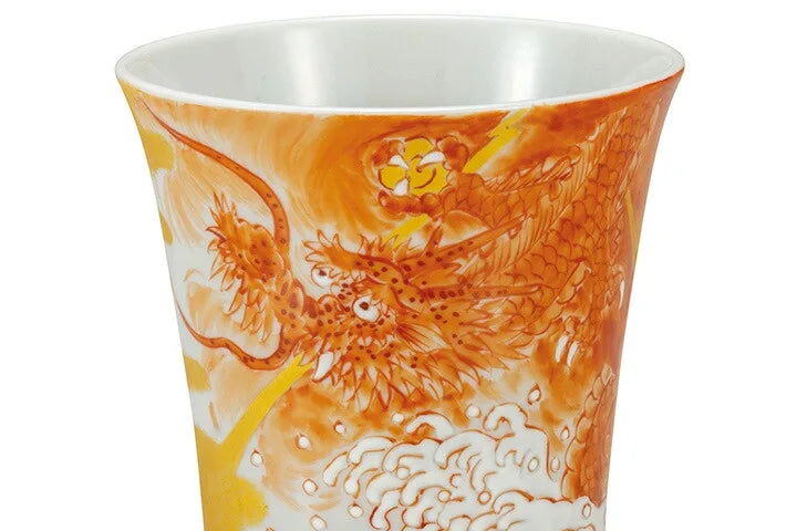 KUTANI WARE SHOCHU CUP – HAND-PAINTED RED DRAGON GOD DESIGN BY YOSHINORI FUKUDA