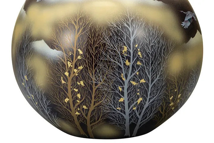KUTANI WARE FLOWER VASE KINUN CRANE AND TREE MOTIF