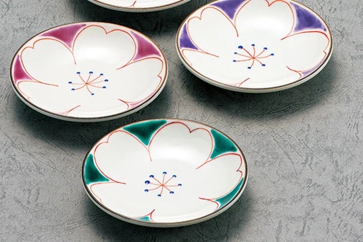 KUTANI WARE PLATE SET SAKURA