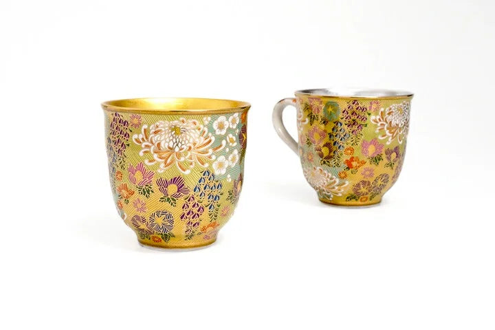 KUTANI WARE PAIR  MUGS HANAZUME INTERIOR GOLD AND SILVER LEAF DECORATION/ KUTANI AKATUKIDOU