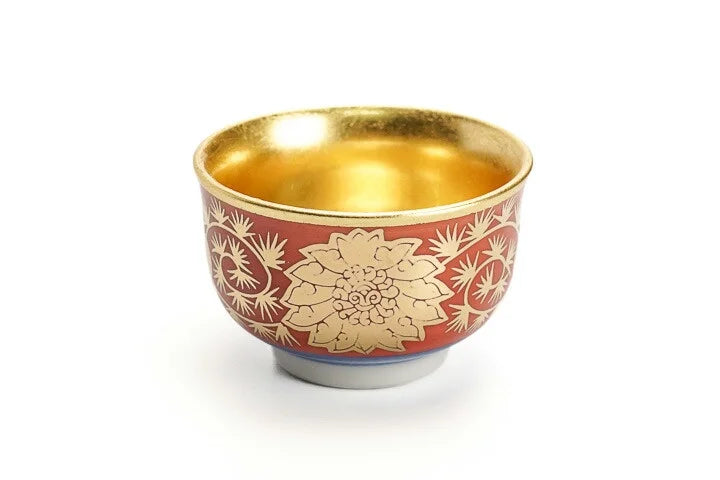 KUTANI WARE SAKE CUPS SET OF 6 WITH EDO-STYLE DESIGNS AND GOLD LEAF / SEIKOU KLIN