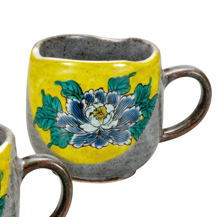 KUTANI WARE PAIR OF MUGS – YOSHIDAYA PEONY|TRADITIONAL JAPANESE PORCELAIN GIFT