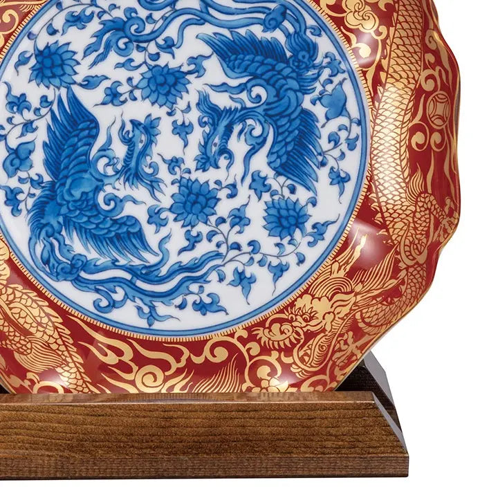 KUTANI DECORATIVE PLATE - EIRAKU DESIGN, TRADITIONAL JAPANESE CERAMIC ART