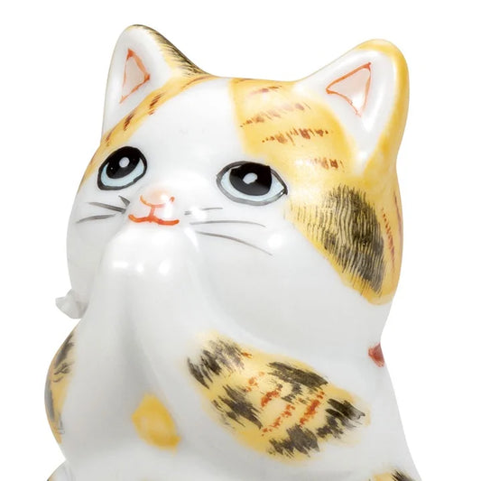 KUTANI WARE PRAYER CAT (MANEKI NEKO) KINSAI SANMOU