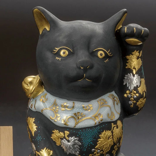 KINGYOKU NAKADA KUTANI LUCKY CAT SHIROGANE MORI  AOSHIROCHIBU