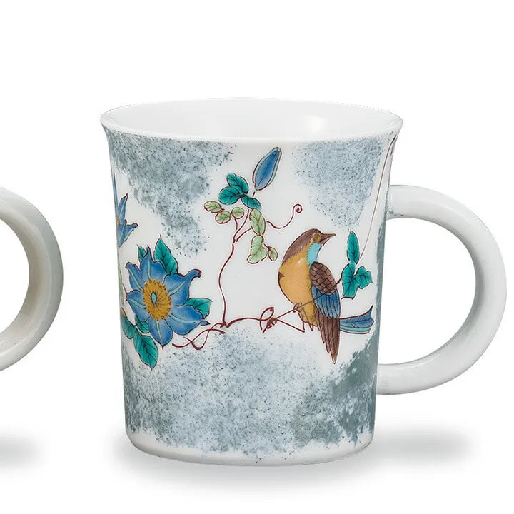 KUTANI WARE PAIR OF MUGS GOLD-PAINTED FLOWERS AND BIRDS
