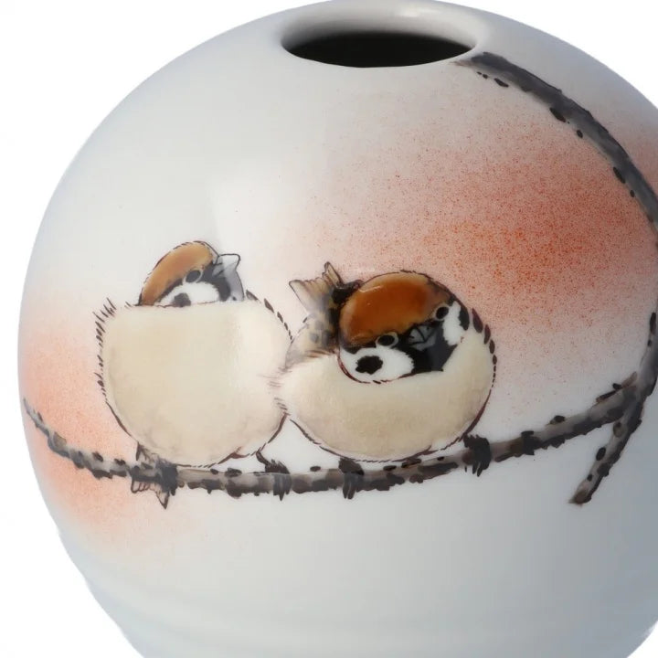 KUTANI WARE ROUND BUD VASE “TWO SPARROWS” BY TOSHITO NAKAMURA (IN PRESENTATION BOX)
