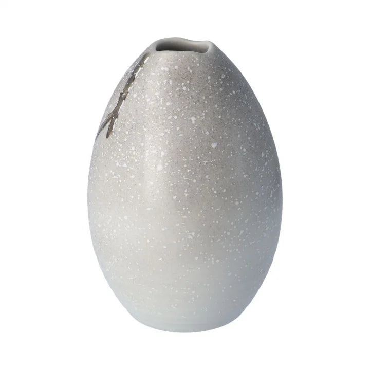 KUTANI JAPANESE SINGLE FLOWER VASE LARGE RIPPLE-MOUTHED SHELL-SHAPED VASE – SNOW AND TWO SPARROWS DESIGN / TOSHITO NAKAMURA