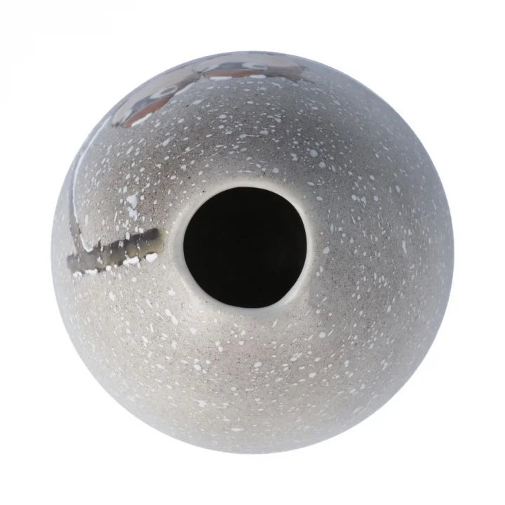 KUTANI JAPANESE SINGLE FLOWER VASE LARGE RIPPLE-MOUTHED SHELL-SHAPED VASE – SNOW AND TWO SPARROWS DESIGN / TOSHITO NAKAMURA