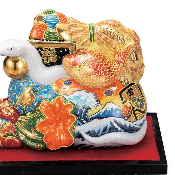 KUTANI WARE MORI TAKARA-BUNE IN HOKUSAI STYLE BIZAN KILN, JAPANESE CERAMIC ART