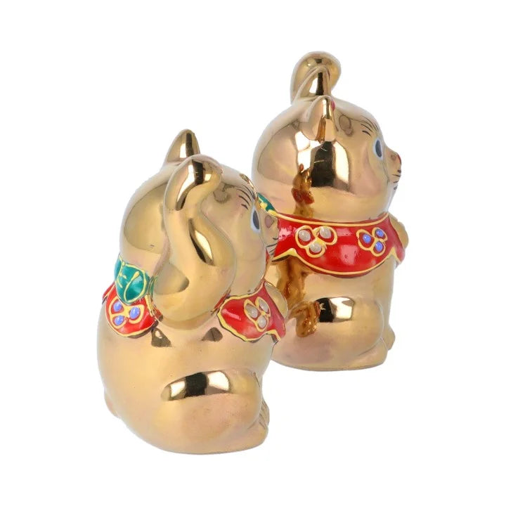 KUTANI WARE  PAIR OF LUCKY CATS KINSAI /(WITH STAND AND WOODEN NAMEPLATE)