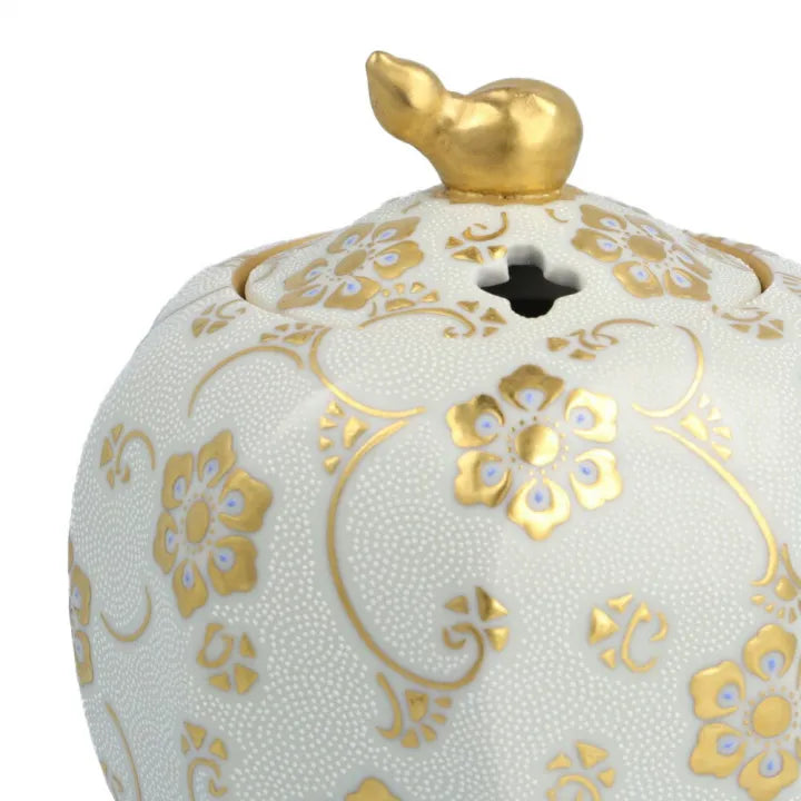 KINGYOKU NAKADA KUTANI INCENSE BURNER – WHITE BEADS WITH GOLD CLEMATIS DESIGN