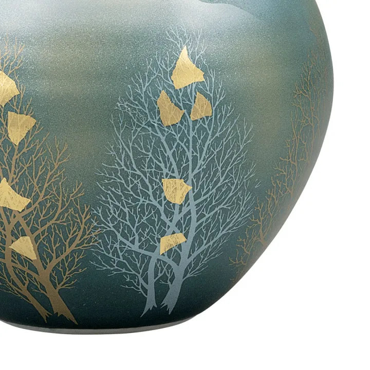 KUTANI WARE FLOWER VASE “WOODED MOUNTAIN RANGE