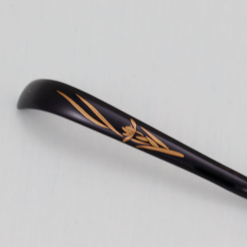 WAJIMA LACQUERWARE CHASHAKU RAN MAKIE DESIGN, TRADITIONAL JAPANESE TEA CEREMONY SPOON