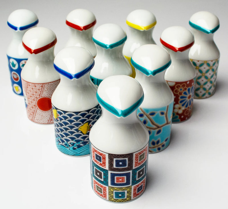 KUTANI WARE PATTERNED SOY SAUCE DISPENSER MUBYŌ DESIGN SEIKOU KILN, JAPANESE CERAMIC SAUCE CONTAINER