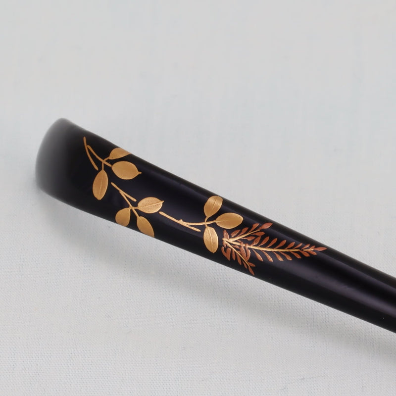 WAJIMA LACQUERWARE CHASHAKU HAGI MAKIE DESIGN, TRADITIONAL JAPANESE TEA CEREMONY SPOON
