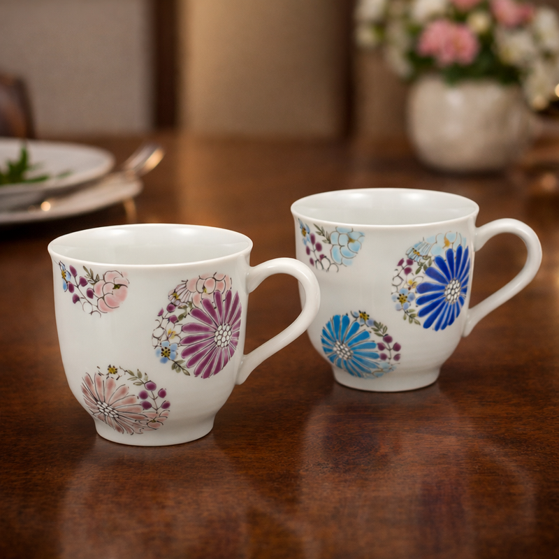 KUTANI WARE PAIR OF MUGS  HANA / IROE YUU