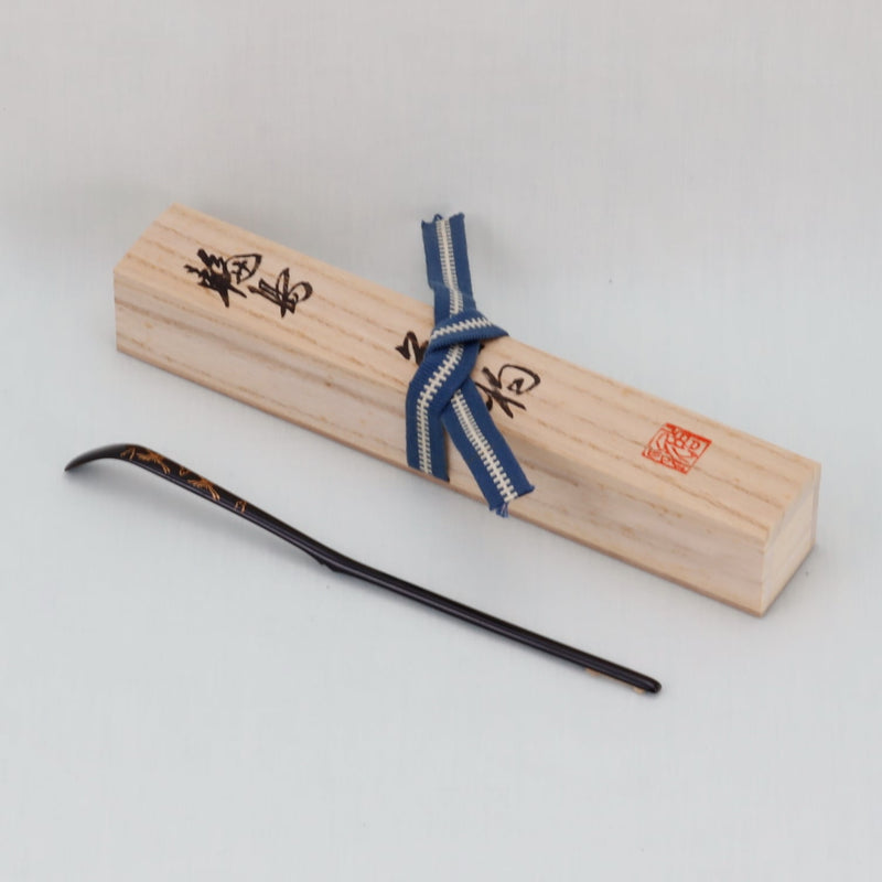 WAJIMA LACQUERWARE CHASHAKU CRANE MAKIE DESIGN, TRADITIONAL JAPANESE TEA CEREMONY SPOON