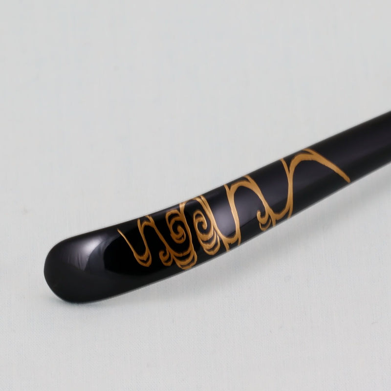 WAJIMA LACQUERWARE CHASHAKU RYŪSUI MAKIE DESIGN, TRADITIONAL JAPANESE TEA CEREMONY SPOON