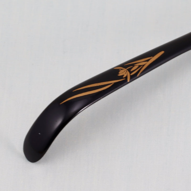 WAJIMA LACQUERWARE CHASHAKU RAN MAKIE DESIGN, TRADITIONAL JAPANESE TEA CEREMONY SPOON