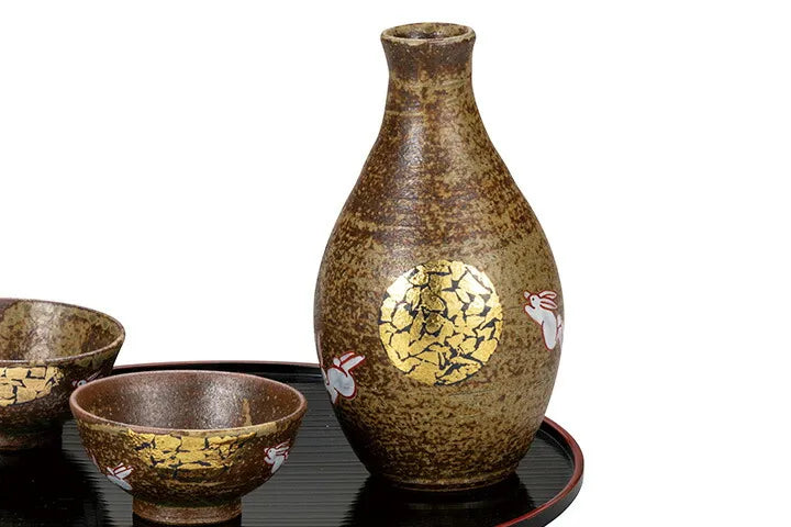 KUTANI WARE SAKE SET TSUKIMI USAGI