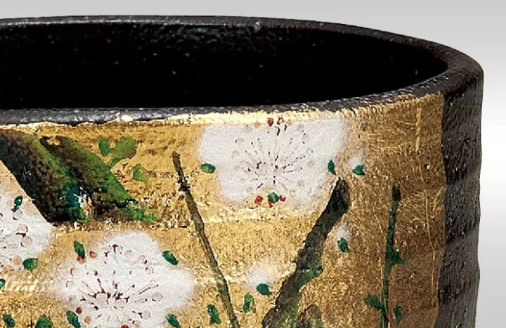 JAPANESE KUTANI MATCHA BOWL WITH GOLD LEAF PLUM DESIGN BY TOYOSHI YAMADA