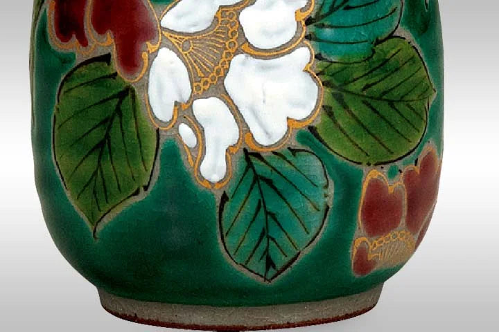 KUTANI WARE YUNOMI GREEN CAMELLIA