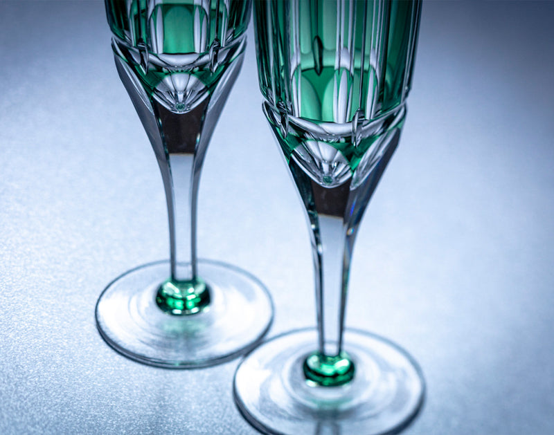 A PAIR OF CHAMPAGNE FLUTES, EDO KIRIKO “BAMBOO STEM SERIES”