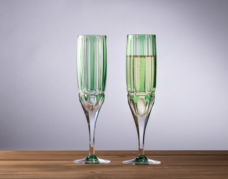 A PAIR OF CHAMPAGNE FLUTES, EDO KIRIKO “BAMBOO STEM SERIES”
