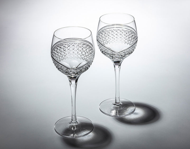 EDO KIRIKO PAIR OF WINE GLASSES HAGOROMO