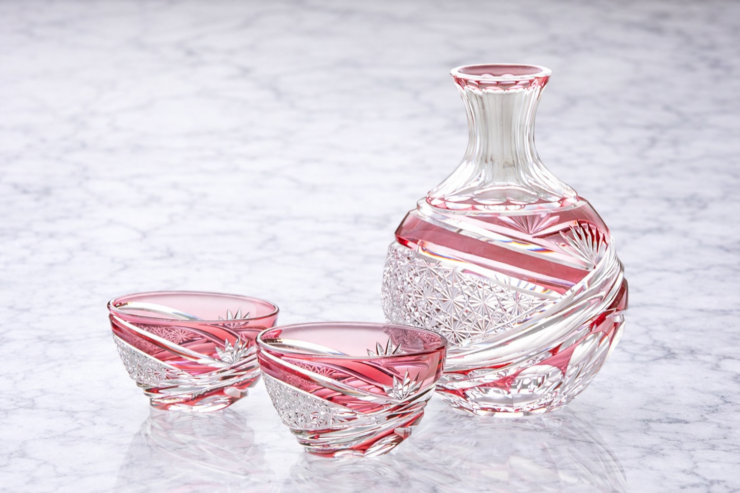 SAKE BARWARE, EDO KIRIKO “CHRYSANTHEMUM MESH & BAMBOO LEAVES”