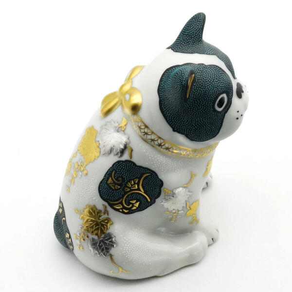 KINGYOKU NAKADA KUTANI BULLDOG WHITE PLATINUM RAISED DESIGN, GRAPES WITH BLUE AND WHITE DOTS