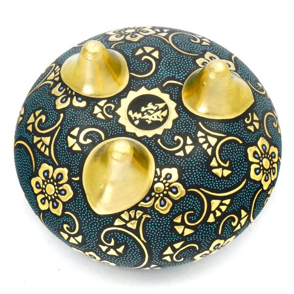KUTANI WARE JAPANESE SHISHI-TOP INCENSE BURNER – HAND-PAINTED AOCHIBU DOTS WITH RAISED GOLD HŌSŌGE & KARAKUSA MOTIFS | TRADITIONAL JAPANESE KORO